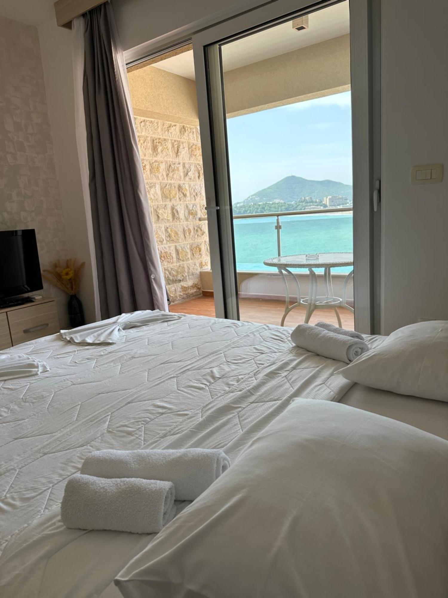 Aura Apartments Budva Exterior foto