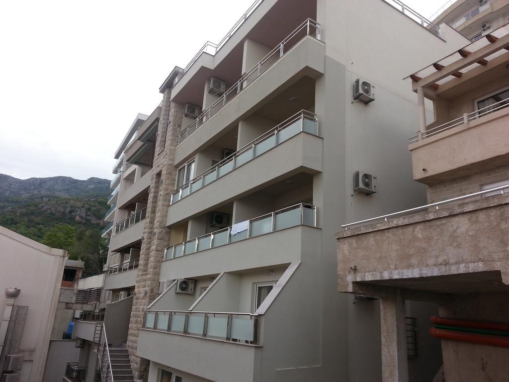 Aura Apartments Budva Exterior foto